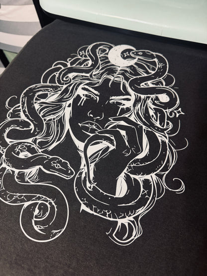 Medusa (With or without words)