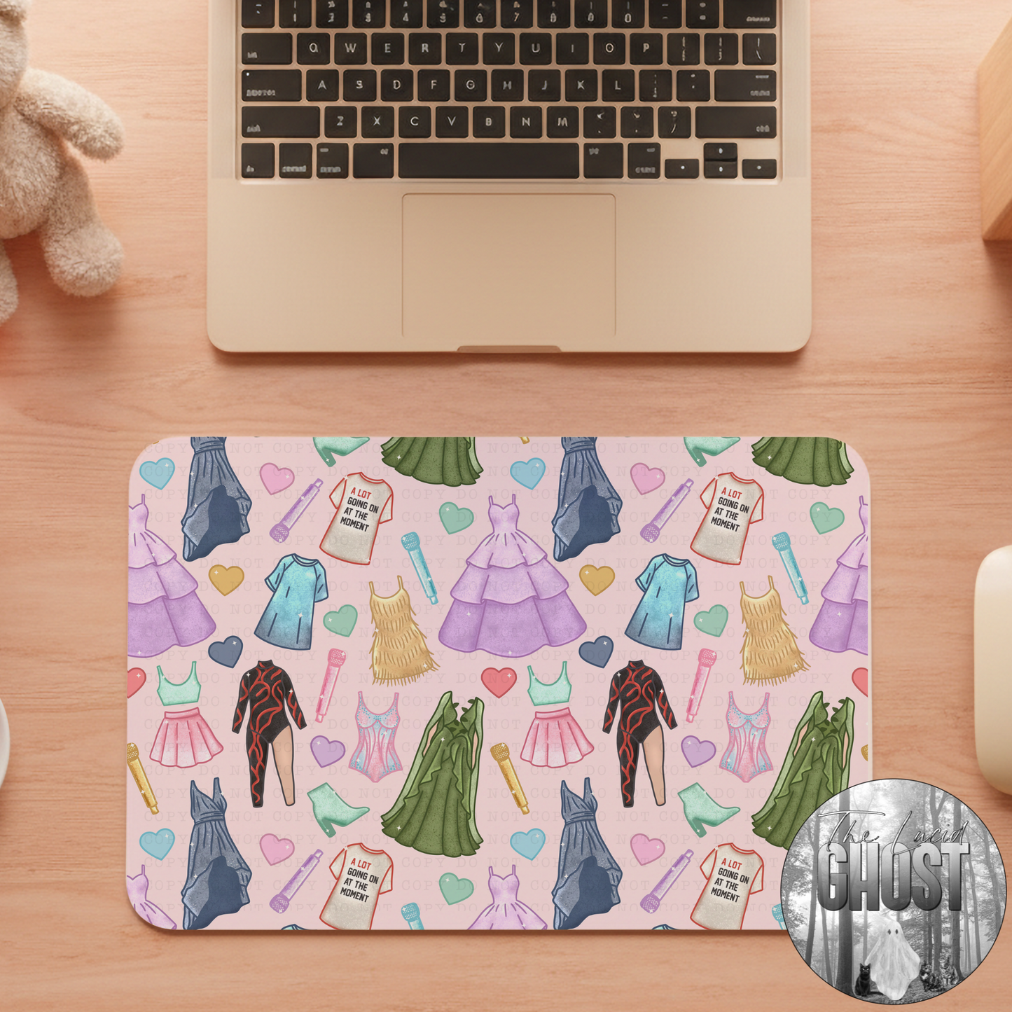 Era Outfit Short Mousepad